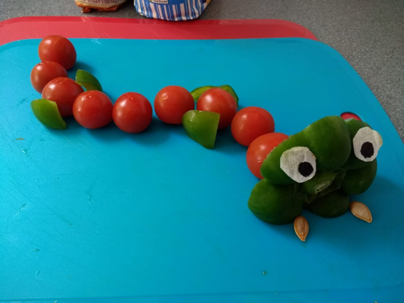 KS1 - Vegetable creations - Cookridge Primary