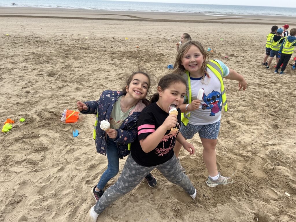 KS1 - Class 2 - Trip to Bridlington