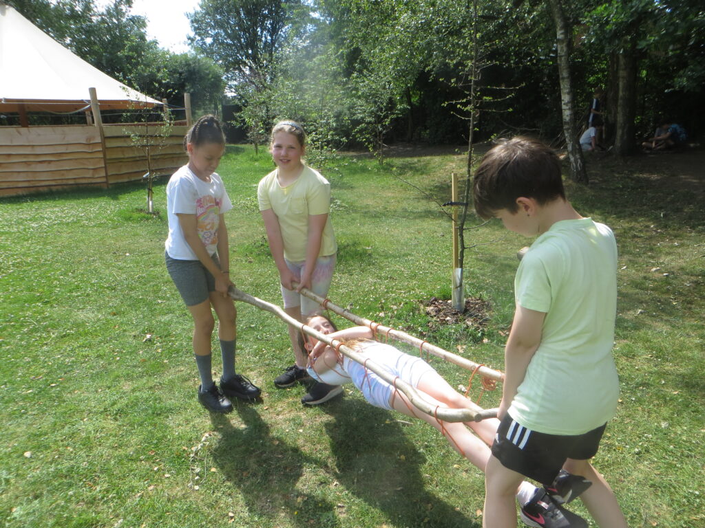 Year 5 - Knots - Forest School