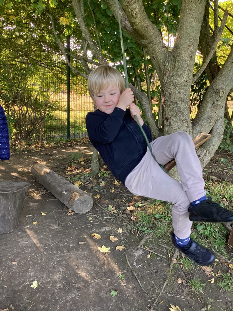 EYFS - Outdoor Play - Forest School