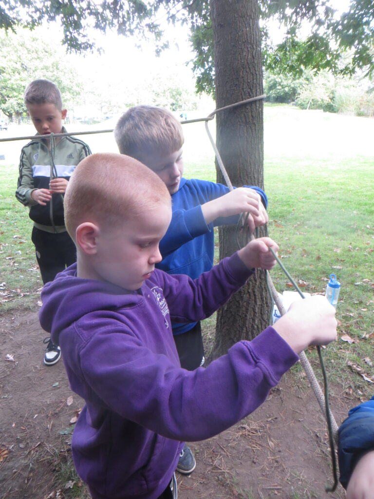 Year 3 - Knots - Forest School