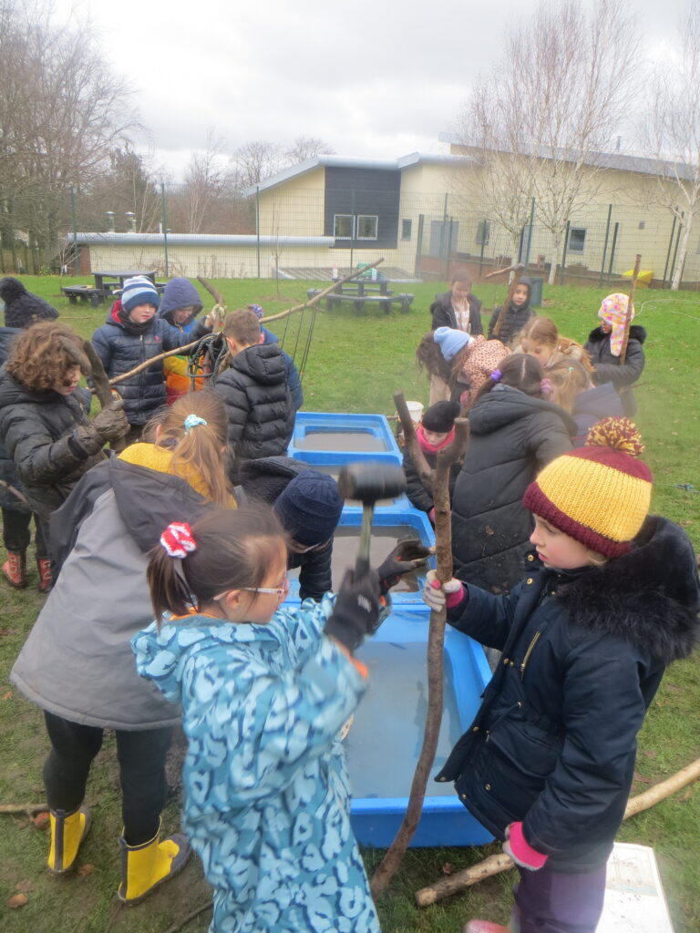 LKS2 - Shadufs - Forest School